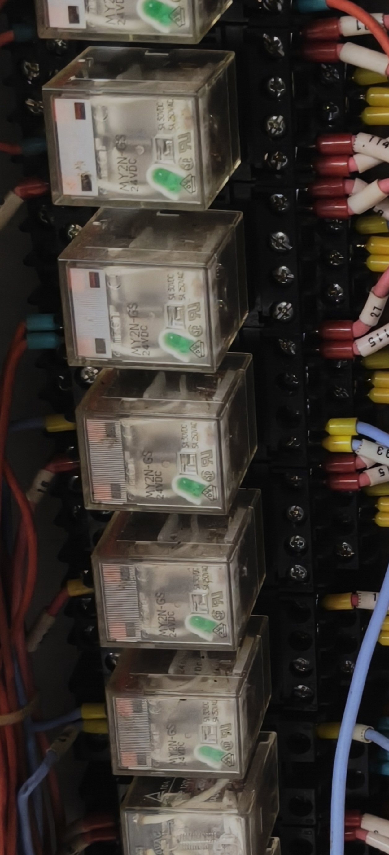 Relay Array Omron